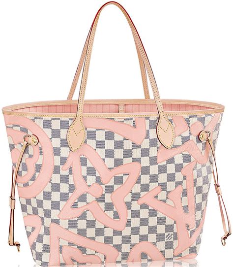 louis vuitton damier print.